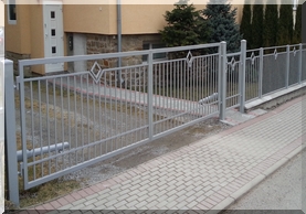 GALÉRIA KOVANÉHO OPLOTENIA N