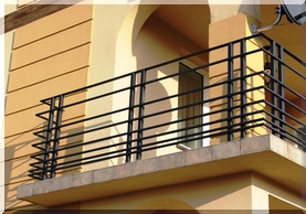 GALÉRIA KOVANÉHO ZÁBRADLIA BN