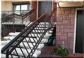 GALÉRIA KOVANÉHO ZÁBRADLIA