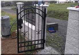 Montáž kovaných plotů