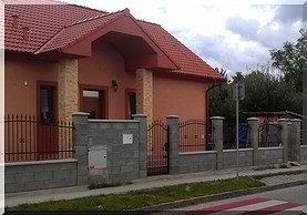 Montáž kovaných plotů